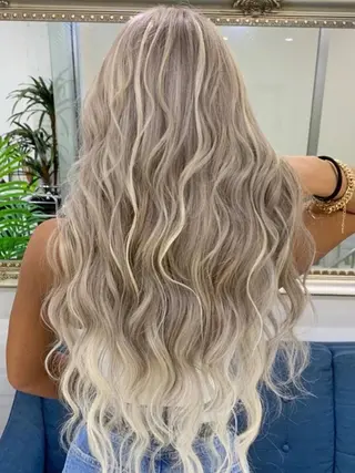 ロング カラー ヘアアレンジ Device ディバイスのヘアスタイル