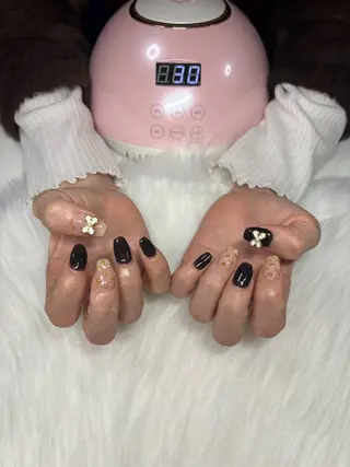 ネイル MACHÉRIE青山 🎀のネイルデザイン