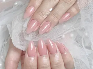 ネイル ユリちゃん🎀 デザイン長さ出し専門のネイルデザイン