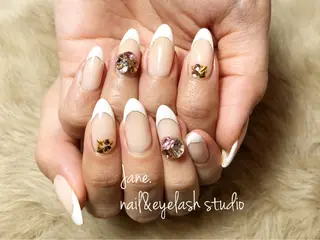 ネイル Yakko pas á pasのネイルデザイン