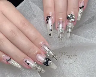 ネイル マギー ネイル🦋のネイルデザイン