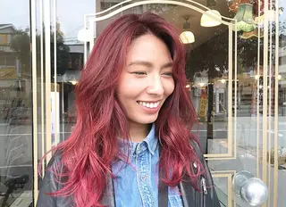 ロング カラー ヘアアレンジ マツエク・マツパ Kawaguchi Arisaのヘアスタイル