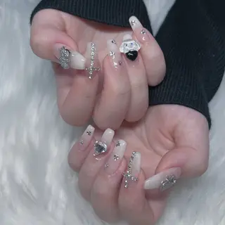 ネイル Yudia Minoriのネイルデザイン