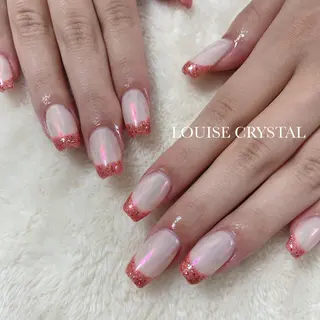 ネイル LOUISE CRYSTALのネイルデザイン