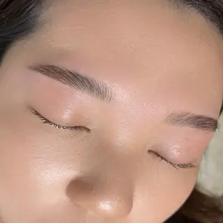 アイブロウ DEEokazaki nanamiの眉毛・アイブロウイメージ