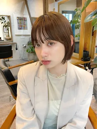 ショート カラー 結べるレイヤーボブ くびれLady表参道のヘアスタイル