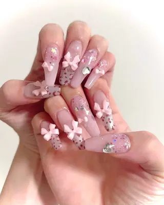 ネイル 梅津 郁美のネイルデザイン