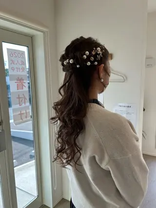 ロング ヘアアレンジ アミオーガニック カラーのヘアスタイル