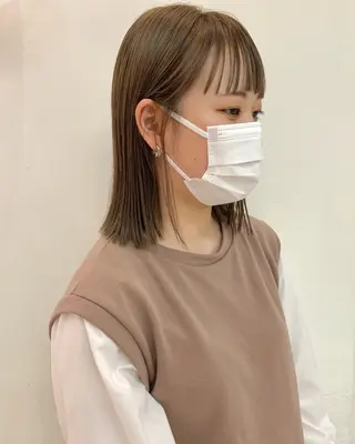 ミディアム カラー iLi所属・iLi 《イリ》のヘアスタイル