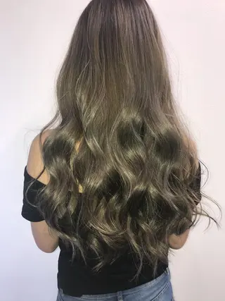 ロング カラー 🩵髪質改善🩵 韓国ヘア🩵花澤みりのヘアスタイル