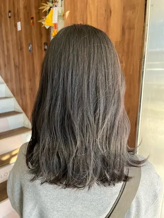 ミディアム カラー ヘアアレンジ 【暗め透明感カラー】 【インナー】小島良太のヘアスタイル