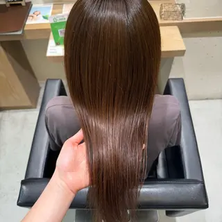 カラー 透明感カラー/顔周り カット/レイヤーにかのヘアスタイル