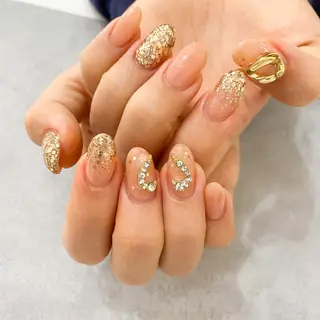 ネイル ゴテゴテ💙ワンホン リオナのネイルデザイン