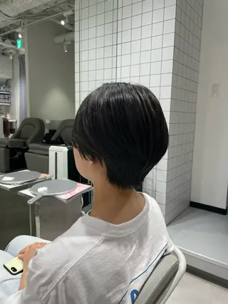 ショート 石川 優奈のヘアスタイル