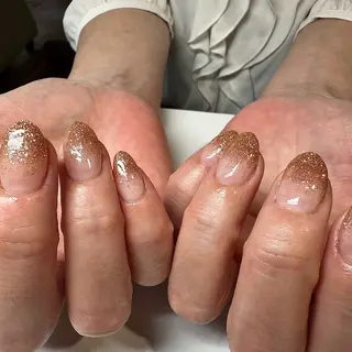 ネイル 椎葉 麻里矢のネイルデザイン