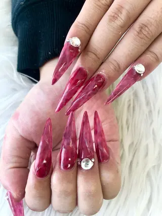 ネイル MADIA藤沢所属・MADIA MEGUのネイルデザイン