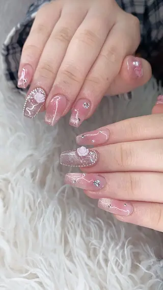 ネイル n o q r m. n a c h iのネイルデザイン