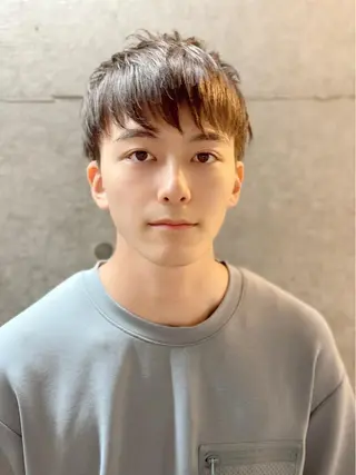 ショート メンズ アンリ【Henri】所属・原宿アンリ 山下卓也のヘアスタイル