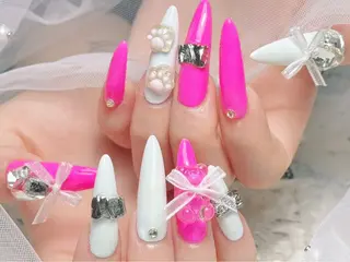 ネイル マジックミラー所属・マジック ミラーのネイルデザイン