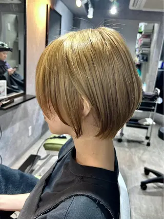 ショート lmu by if所属・程塚 七海のヘアスタイル