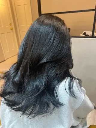 ロング 小山 ヨシタカのヘアスタイル