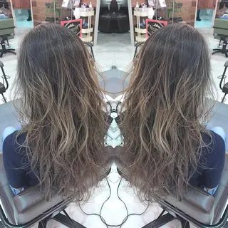 セミロング ロング カラー 青木 茂樹⭐️ 透明感カラーのヘアスタイル