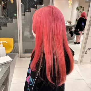 ロング カラー 由比藤理子 ブリーチカラー🌈のヘアスタイル