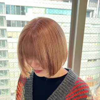 ショート 艶ハイトーン‪‪🔆 ️️️安座間 希のヘアスタイル