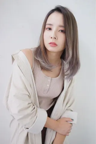 ミディアム 西川 仁のヘアスタイル