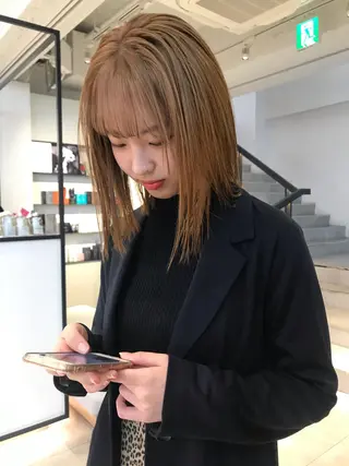 ミディアム カラー 🇰🇷カルマパーマ kaito🇰🇷のヘアスタイル