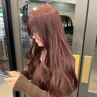 ロング カラー 吉田 明日奏のヘアスタイル