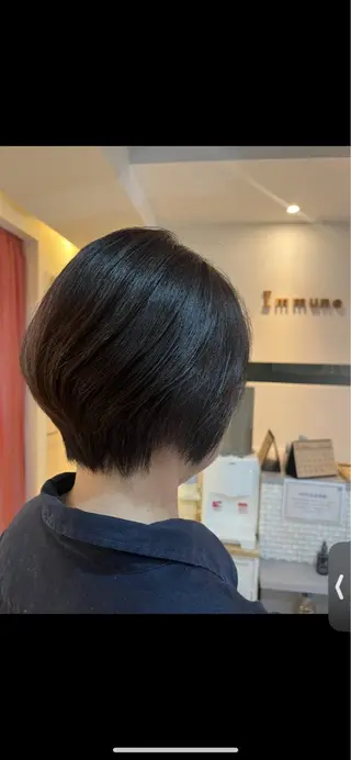 ショート 須藤 百合香のヘアスタイル