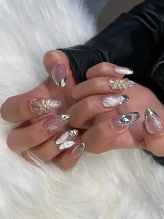 ロング ヘアアレンジ キッズ ネイル マツエク・マツパ アイブロウ 福田 加奈のネイルデザイン