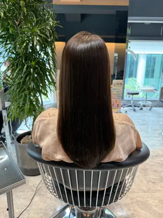 ロング 美髪矯正/酸性ストレ ート/艶カラー/堅田のヘアスタイル