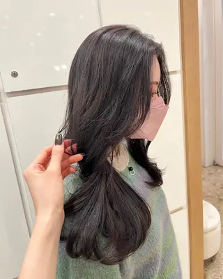 ロング カラー 椿森 美瑠紅の眉毛・アイブロウイメージ