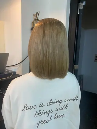 ミディアム カラー ハイトーンカラー ⭐️NAZUNAのヘアスタイル