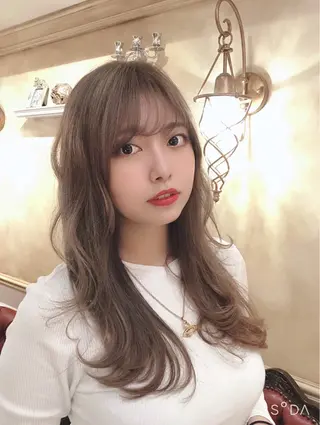 セミロング カラー 韓国ヘアー🦄ྀི オタク美容師🌈山本のヘアスタイル