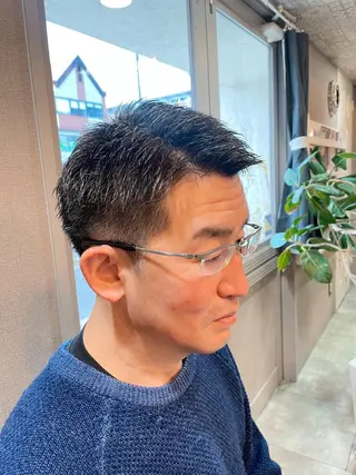 ショート 荒牧 絵美のヘアスタイル