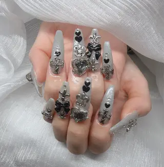 ネイル Lee Nailsのネイルデザイン