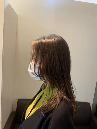 セミロング カラー SALOWIN    銀座RAY 2所属・yamashika honokaのヘアスタイル