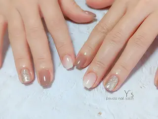 ネイル YUMI NAGAI  のネイルデザイン