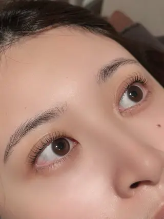 アイブロウ 似合わせ艶カラー Hitomi☻のヘアスタイル