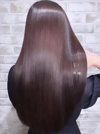 セミロング カラー she2.新宿 Shotoのヘアスタイル