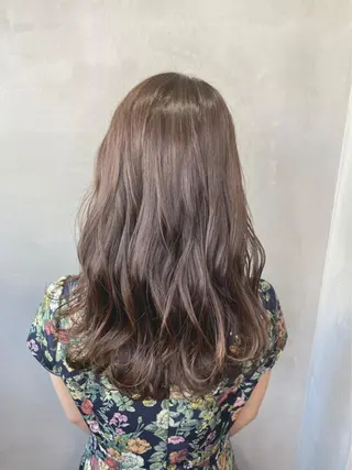 ロング カラー ヘアアレンジ Emerge 新宿東口店所属・堀山 佳奈のヘアスタイル