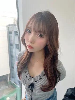 セミロング スワイプするのちょっ と待った艶髪/透明感のヘアスタイル