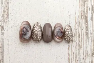 ネイル nail salon shiki 平塚店所属・🌈 shihoのネイルデザイン