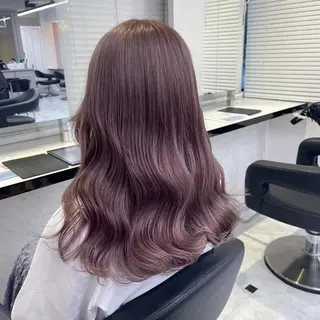 カラー セミロング 🎀🫧透明感 ピンクラベンダー💟のヘアスタイル