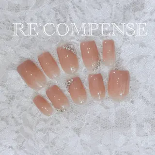 ネイル RE'COMPENSE所属・れこん ぱんすのネイルデザイン