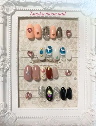 ネイル 🌙都岡 ムーンネイルのネイルデザイン