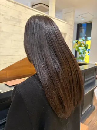 セミロング カラー 平居 舞白のヘアスタイル